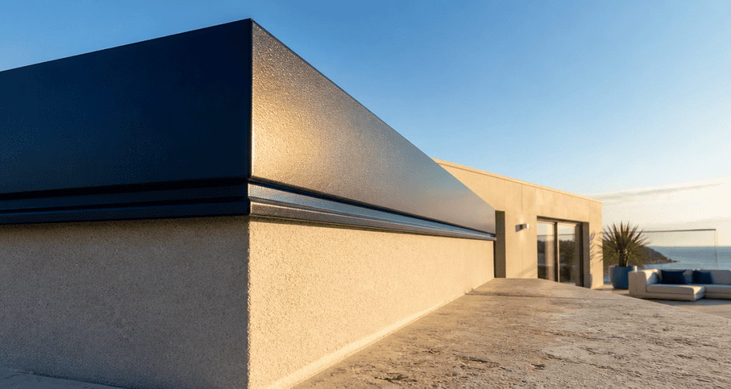 acrotère toiture terrasse avec couvertine aluminium bleu marine